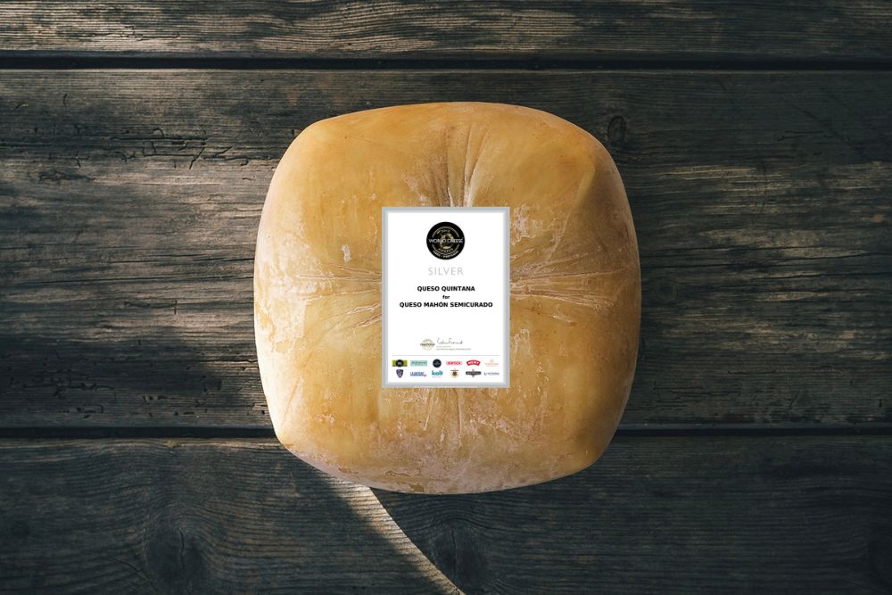 Queso Quintana artesano semicurado Mahón-Menorca premiado en los World Cheese Awards 2024